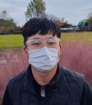 이현우